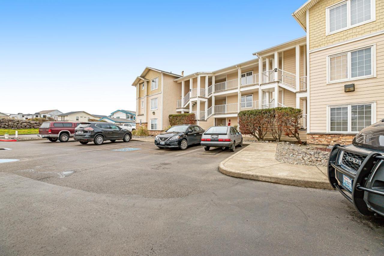 Ferienwohnung Once Upon A Tide Westport Exterior foto